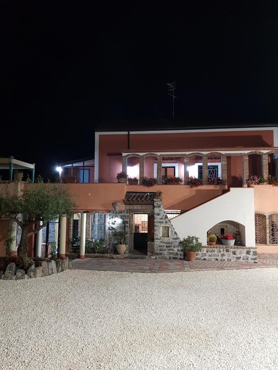 Вилла Original Sicily House Санта-Венерина Экстерьер фото